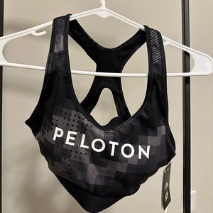 NWT Peloton sports bra